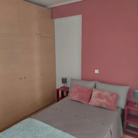 Pastel House Serres